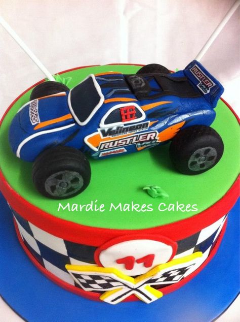 Rc Car Birthday Cake, Rc Car Cake, Car Birthday Cake, Cars Cake Design, Race Birthday, 7th Birthday Party Ideas, Cars Birthday Cake, Car Birthday, Car Cake