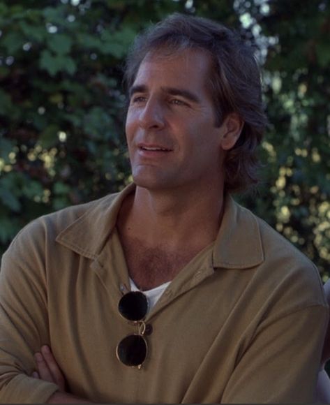 Scott Bakula Quantum Leap, Scott Bakula, Dean Stockwell, Ncis New, Favorite Tv Characters, Fantasy Tv, Leading Men, Favourite Characters, Quantum Leap