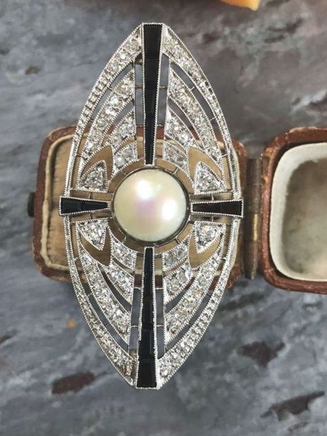 Art Deco Jewelry Earrings, Art Deco Jewelry Necklace, Pearl Ring Vintage, Art Deco Jewelry 1920s, Art Deco Jewelry Rings, Art Deco Inspired Jewelry, Jewelry Pearl Earrings, Bijoux Art Deco, Pearl Rings Vintage