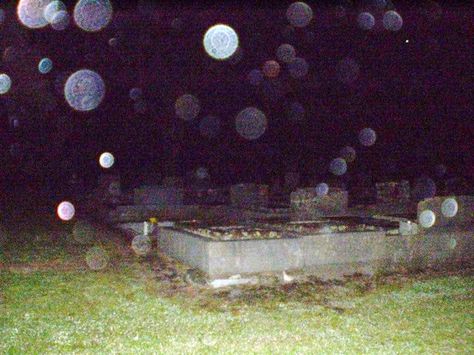 Cemetery Orbs Orb Aesthetic, Orbs In Photos, Ghost Orbs, Spiritual Vision Board, Paranormal Pictures, Spirit Photography, Spirit Magic, Ghost Whisperer, Real Haunted Houses