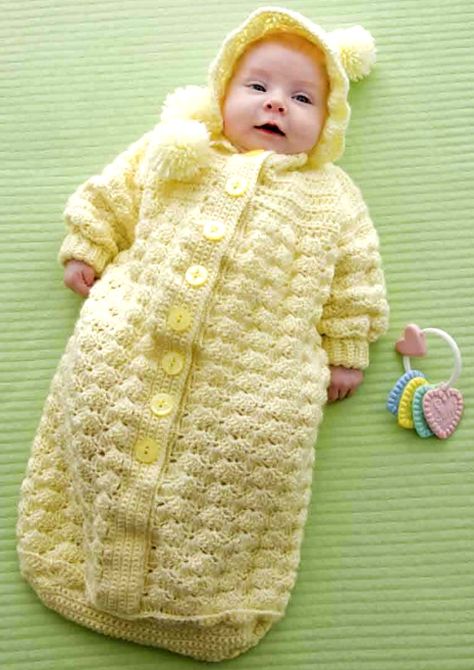 Cozy Baby Bunting - Free Pattern Knitted Sleeping Bag, Bunting Pattern, Crochet Cocoon, Crochet Baby Cocoon, Crochet Bunting, Knit Baby Dress, Baby Cocoon, Baby Bunting, Haken Baby