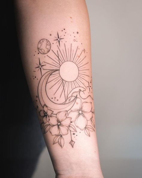 Floral Sun Tattoo Design, Floral Sun And Moon Tattoo Matching, Sun Moon Floral Tattoo, Masculine Sun Feminine Moon Tattoo, Bohemian Sun And Moon Tattoo, Boho Sun Moon Star Tattoo, Jay Tattoo, Personalized Tattoos, Outdoor Tattoo