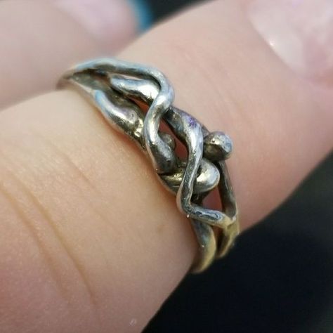 Weird Rings, Wax Carving Jewelry, Carving Jewelry, Weird Jewelry, January Birthstone Rings, Cool Rings, Interesting Jewelry, Birthstone Rings, Wax Carving