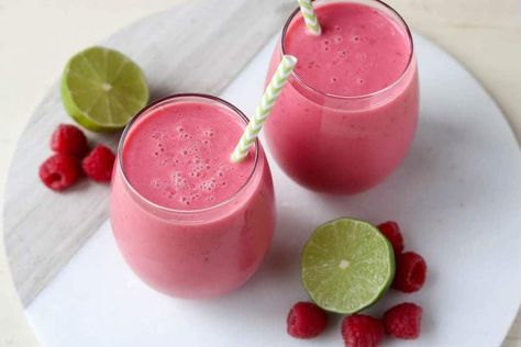 Easy Snacks For Party, Easy Snacks Ideas, Snacks Ideas For Kids, Snacks For Party, Lime Smoothie, Raspberry Yogurt, Smoothies With Almond Milk, Snacks Ideas, Raspberry Recipes