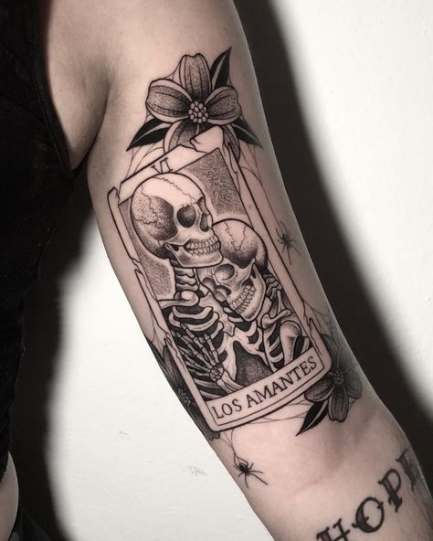 The Lovers Skull Tattoo, Lover Tarot Cards Tattoo, The Lovers Tarot Tattoo, Lover Tarot Cards, Lovers Card Tattoo, The Lovers Tattoo Design, The Lovers Tarot Card Tattoo, The Lovers Tattoo, Tarot The Lovers