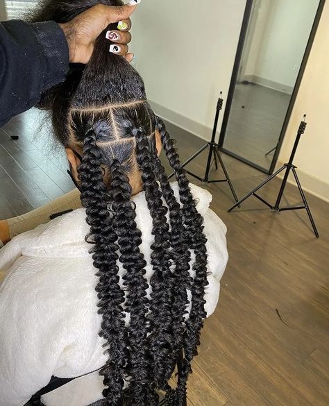 Butterfly Passion Braids, Knotless Butterfly Braids, Passion Braids Hairstyles, Passion Braids, Butterfly Braids, Butterfly Braid, Braids Knotless, Tan Skin Blonde Hair, Braids For Black