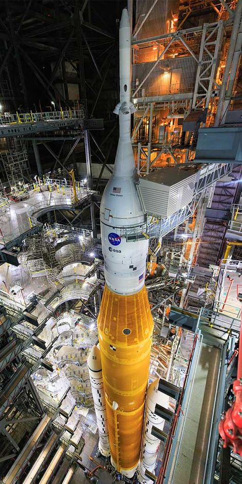 Artemis 1 Nasa, Science Wallpaper, Space Core, Nasa Artemis, Rose Mciver, Nasa Wallpaper, Space Launch System, Big Numbers, Lunar Surface