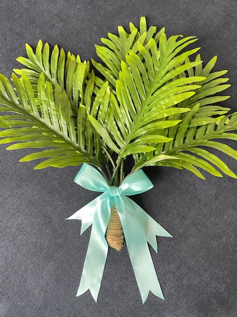 Wreath Hanger, Palm Sunday, Leaf Wreath, Jute Twine, Palm Leaf, Social Distancing, Affiliate Links, Palm Leaves, Party Design