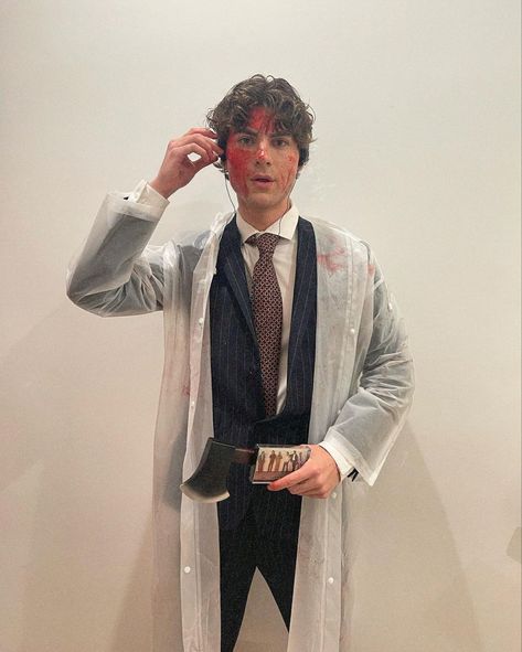 Aesthetic Mens Halloween Costumes, American Physco Makeup, Patrick Bateman American Physco, Aesthetic Male Halloween Costumes, Cold Costume Ideas, Mens Halloween Outfit, Cute Halloween Costumes For Men, Male Halloween Costumes Aesthetic, Male Halloween Ideas