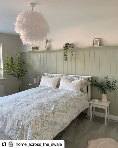 Our V-Groove panelling is a sleek and modern way to spruce up a room. We are so impressed with what @home_across_the_swale has done with her daughters bedroom using our custom height panelling and picture shelf 😍 Wall Panelling Shelf, Slat Panel Wall Bedroom, V Groove Paneling Bedroom, Tongue Groove Panelling, Bedroom Tongue And Groove Panelling, Tongue And Groove Panelling Bedroom, Tongue And Groove Living Room, Bedroom Panelling With Shelf, Tongue And Groove Bedroom