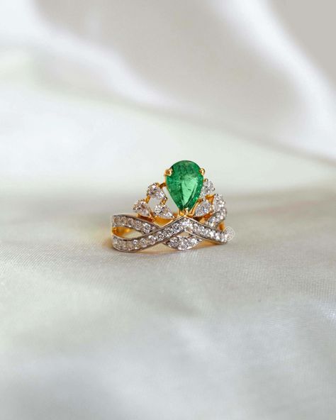 Jewelry for the woman who loves to steal the limelight 💚 You are looking at an exquisite pear-shaped Imperial Ring featuring a captivating Zambian Natural Emerald surrounded by pear and round brilliant cut diamonds, set in luxurious 18k gold. This stunning piece is a true testament to elegance, beauty, and Meticulously cut and polished, the pear-shaped emerald is the centrepiece of this exquisite ring, symbolising elegance and sophistication. The diamonds gracefully dance around the emerald... Zambian Emerald, Emerald Jewelry, Natural Emerald, Emerald Ring, Round Brilliant Cut Diamond, Pearl Ring, Round Brilliant Cut, Cocktail Rings, Round Brilliant