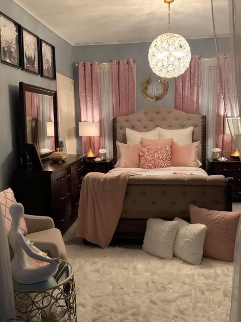 Pink And Brown Bedroom Ideas For Women, Pink And Brown Room, Pink And Brown Bedroom Ideas, Girl Apartment Decor, Luxury Room Bedroom, Classy Bedroom, Bedroom Decor For Teen Girls, Apartment Bedroom Decor, Cute Bedroom Ideas