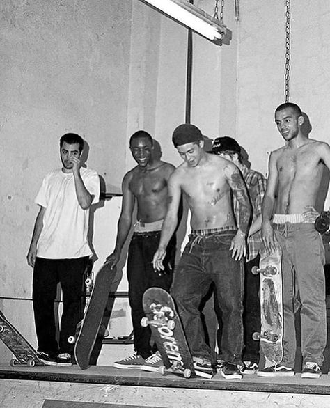 From a Humble Skate Shop to a Global Phenomenon: The Supreme Story. In April 1994, James Jebbia took a leap of faith and invested $12,000 to open a modest skate shop on Lafayette Street in New York City. Little did he know that this small store would become the foundation for a cultural revolution. Fast forward 30 years, and Supreme has become a global powerhouse, boasting 17 stores worldwide and a staggering valuation of $2.1 billion. What began as a haven for skaters and underground cult... James Jebbia, Cultural Revolution, A Leap Of Faith, Small Store, Bright Minds, Skate Shop, Fast Forward, Leap Of Faith, New York Street