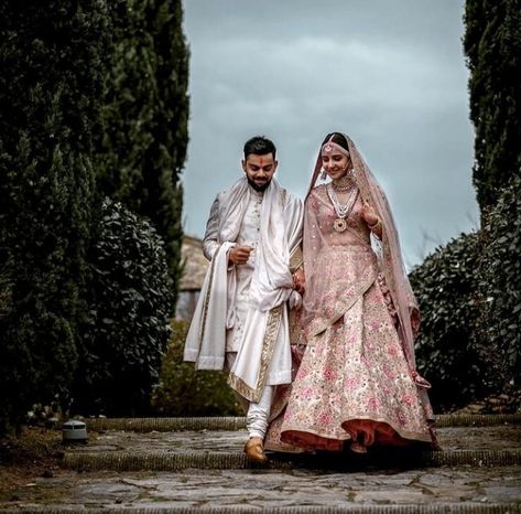 Virushka Wedding Pics, Virushka Pics, Virat Kohli Marriage, Virushka Wedding, Joseph Radhik, Marriage Pics, Virat Anushka, Bride Groom Poses, Kohli Wallpapers