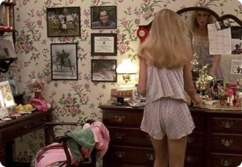 Getting Dressed Aesthetic, Coney Island Baby, Sofia Coppola, Pretty Room, Vintage Americana, Down South, Girl Next Door, Just Girly Things, Up Girl