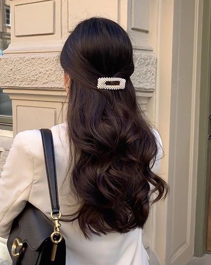 Dark Hair, Old Money, A Woman, Hairstyles, Purse, Money, Hair, Beauty, White