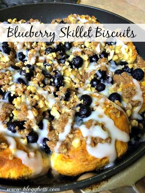 Blueberry Skillet, Skillet Biscuits, Blueberry Biscuits, Frozen Biscuits, Sweet Breakfast Treats, Blueberry Topping, Canned Biscuits, Easy Blueberry, Sweet Treats Recipes