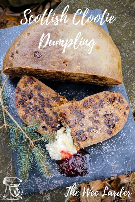 Clootie Dumpling Recipe, Scottish Cakes, Scottish Puddings, Clootie Dumpling, Steamed Puddings, Traditional Scottish Food, Scottish Desserts, Suet Pudding, Scotland Food