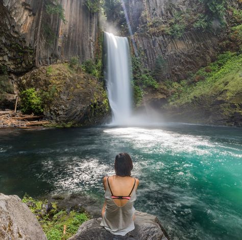 toketee-falls-lou Toketee Falls, Umpqua Hot Springs, Oregon Waterfalls, Cascade Mountains, Camping Area, Adventure Photography, Wonderful Picture, Banff National Park, Outdoor Photography