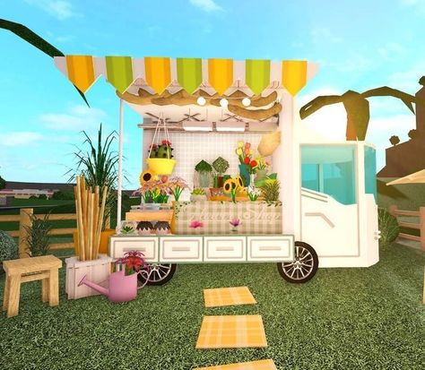 Bloxburg Lemonade Stand Ideas, Bloxburg Flower Shop Ideas, Flower Shop Bloxburg, Bloxburg Flower Shop, Holloween Town, Flower Shop Truck, Bloxburg Beach House, Bloxburg Town, Bloxburg Hacks