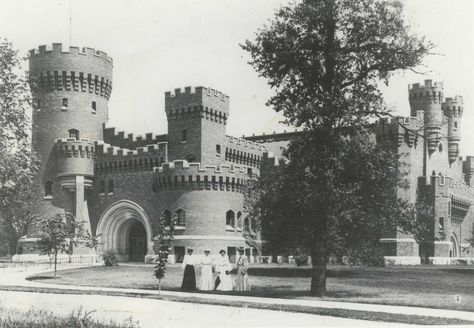 Lost History Of Columbus: The Armory And Gymnasium At The Ohio State University Ohio Destinations, Newark Ohio, Osu Football, Buckeye Nation, Osu Buckeyes, Creepy Photos, Ohio Travel, Ohio History, The Ohio State University