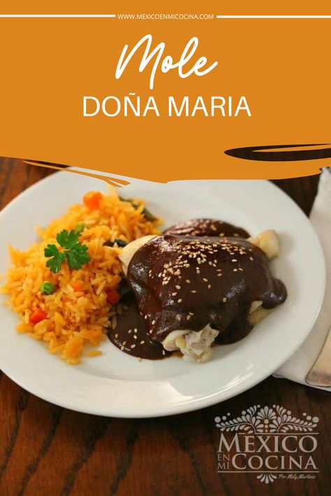 Como hacer Mole Doña María │Mole DOÑA MARÍA® es un producto que podemos encontrar en la cocina de muchas familias mexicanas, y por generaciones ha permitido preparar recetas deliciosas con mole, en tan sólo minutos, de una manera fácil y rápida, que se pueden disfrutar varias veces durante todo el año. #mexicoenmicocina #recetamexicana #saboresdemexico #cocinamexicana #comidamexicana #mole Mole Recipe Mexican, Dona Maria Mole, Mexico In My Kitchen, Mole Recipe, Pati Jinich, Mole Poblano, Rick Bayless, Chicken Mole, Recipe Mexican