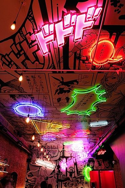 Neon Manga ceiling at Tokyo Bar in NYC Tokyo Bar, Nightclub Design, Neo Tokyo, Otaku Room, Nyc Bars, Nixie Tube, Deco Luminaire, Neon Art, Neon Lights