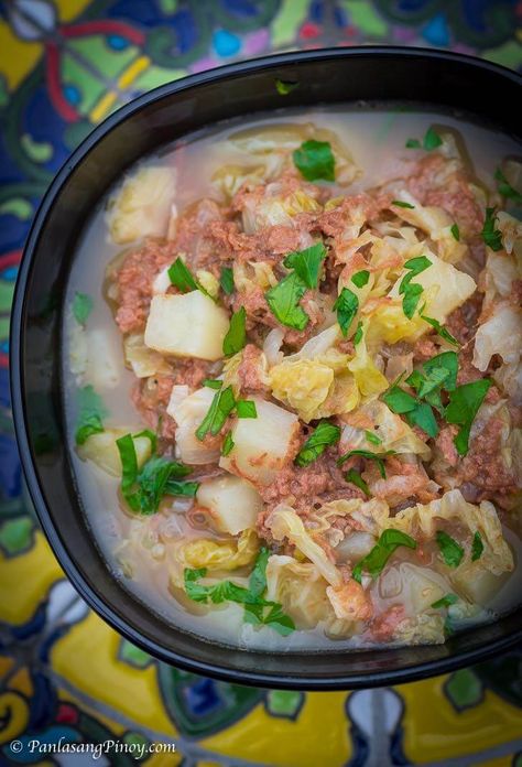 Corned Beef with Cabbage and Potato Recipe Canned Corned Beef Recipe, Beef With Cabbage, Canned Corned Beef, Spaghetti With Ground Beef, Pinoy Foods, Corn Beef, Cabbage And Potatoes, Ground Beef Pasta, Corned Beef And Cabbage