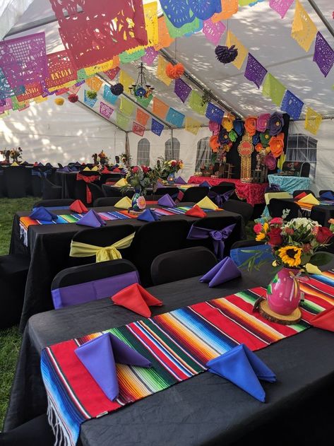 Mexican Theme Party Quinceanera, Mexican Themed Party Centerpieces, Mexican Style Decor Party, Mexican Theme Birthday Party Decorations, Fiesta Graduation Cake, Mexican Style Quinceanera Party Ideas, Mexican Theme Party Decorations For Men, Fiesta Graduation Party Ideas, Mexican 15 Theme Party