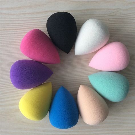 Penyimpanan Makeup, Boho Makeup, Maquillage On Fleek, Makeup Blender Sponge, Alat Makeup, Beauty Blenders, Makeup Accesories, Makeup Sponges, Makeup Blender