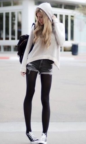 Winter Outfits With Shorts And Tights, 2014 Winter Outfits, Short With Tights Outfit, Leggings Under Shorts, Shorts And Tights Outfit, Hipster Outfits Spring, Look 80s, 2016 Style, Going To School