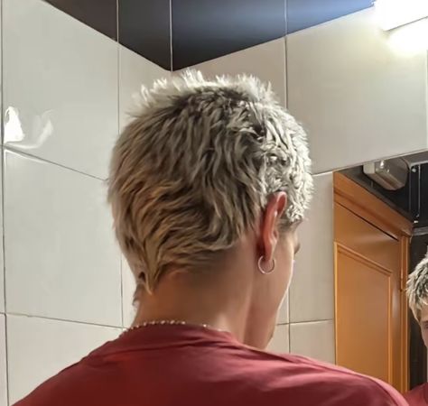 Blonde Grown Out Buzzcut, Mens Bleached Hair Dark Roots, Grown Out Bleached Buzzcut, Short Bleached Hair Men, Grown Out Buzz Cut Men, Bleached Buzz Cut Men, Overgrown Buzzcut, Blonde Buzzcut Men, Bleached Mullet