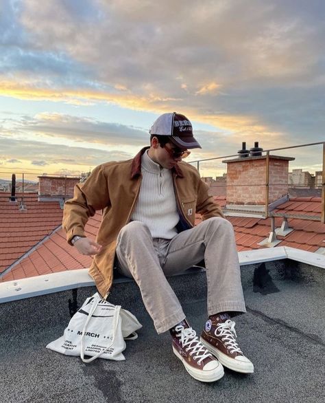 Brown Converse Outfit, Carhartt Jacket Outfit, Carhartt Outfit, Create A Wardrobe, Brown Converse, Converse Brown, Spiritual Fashion, Carhartt Detroit Jacket, Converse Style