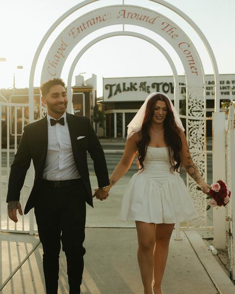 night out in vegas.. let’s get married???! ♥️🍾💸🌃 • • • couple: @savanahrae211 @yaimthat_nickberges 💍 main photographer: @peytonhayez 📸 photos taken & edited by me: @nataliegracephotography 🫶🏼 #elopementphotographer #vegaselopementphotographer #smallwedding #utahphotographer keywords: elopement, vintage, casino bridals, bar bridals, cinematic photography, small wedding, las vegas, utah photographer Night Out In Vegas, Elopement Vintage, Wedding Las Vegas, Cinematic Photography, Married Couple, Small Wedding, Elopement Photographer, Got Married, Elopement