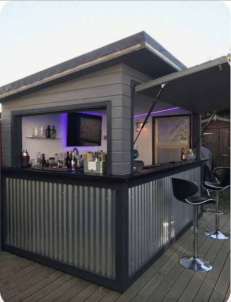 Shed Bar Ideas, Bar Outdoor Design, Diy Garden Bar, Outdoor Garden Bar, Outdoor Tiki Bar, Bar Shed, Outside Bars, Bar Exterior, Outdoor Patio Bar