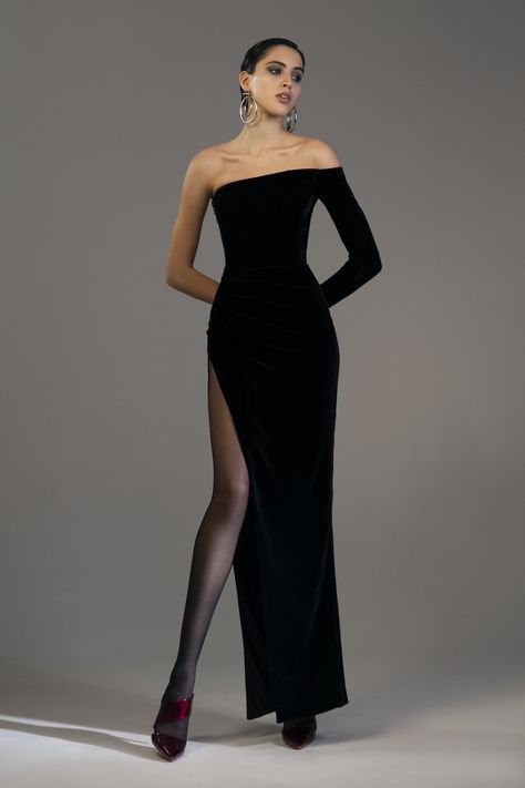 Black Dress Outfit Ideas, Black Dress Ideas, Black Dress Outfit, Little Black Dress Outfit, Dorothy Dandridge, Black Dress Outfits, Mode Inspo, Glam Dresses, Looks Chic