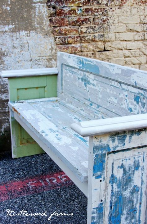 How to build a bench from an old door Benches Made From Old Doors, Old Door Bench Diy, Bench Made From Old Door, Bench From Old Door, Things To Do With Old Doors, Old Door Bench, Repurposed Doors, Build A Bench, Old Door Projects