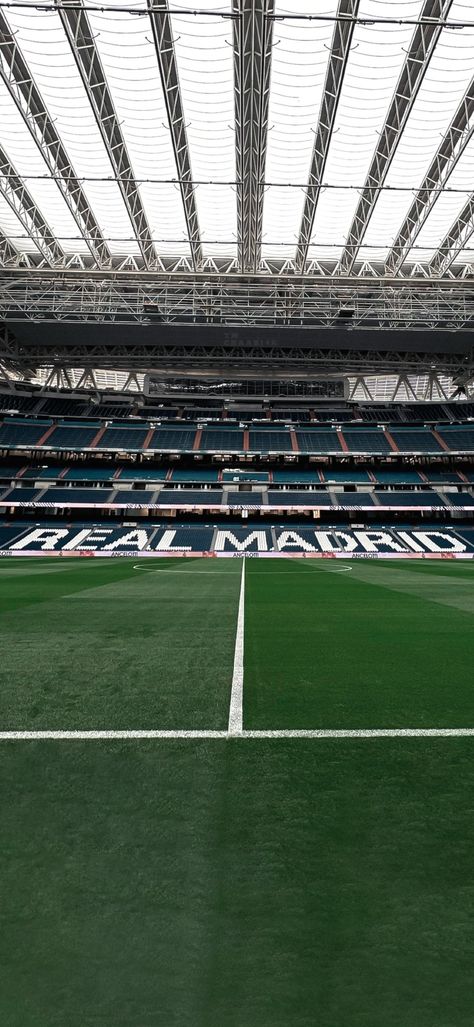 Santiago Bernabeu Wallpaper 4k, Santiago Bernabeu Wallpaper, Stadium Wallpaper, Real Madrid Football Club, Real Madrid Photos, Camera Wallpaper, New Wallpaper Iphone, Real Madrid Club, Madrid Football