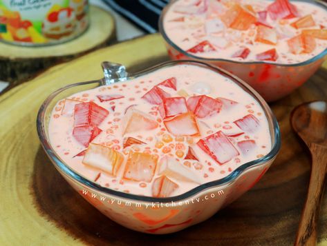 Fruity Jelly Salad - Yummy Kitchen Jelly Recipes Desserts, Diwali Desserts, Tapioca Dessert, Jelly Salad, Gluten Free Cocktails, Lychee Jelly, Yummy Kitchen, Christmas Recipes For Kids, Gelatin Recipes