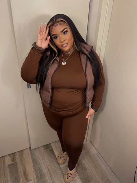 Brown And Tan Outfits For Black Women, Brown Bodysuit Outfit Black Women, Brown Outfits Black Women, Brown Body Suit Outfit, Brown Tracksuit Outfit, Brown On Brown Outfit, Brown Jumpsuit Outfit, Brown Sweatpants Outfits, Brown Outfits For Black Women