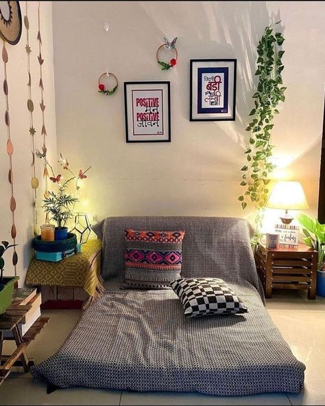 Floor Seating Aesthetic, Floor Bed Decor Ideas Indian, Floor Bed Aesthetic Room, Floor Bed Decor Ideas Aesthetic, Indian Aesthetic Room Decor, Small Indian Room Decor, Floor Seating Living Room Small Spaces, Small Room Decor Bedroom Indian, Floor Bed Aesthetic