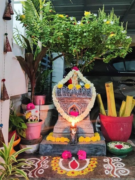 Thulasi Plant Decoration, Thulasi Plant, Tulasi Plant, Tulsi Pot, Tulsi Vivah, Tulsi Plant, Devotional Topics, Indoor Courtyard, Plant Decoration