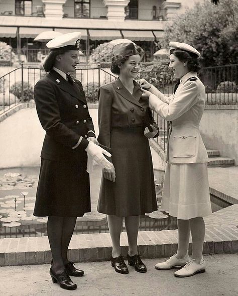 Agent Carter Costume, Potsdam Conference, Ww2 Fashion, Ww2 Women, 1940s Costume, Women's Army Corps, 1940s Women, Harry S Truman, Balboa Park San Diego