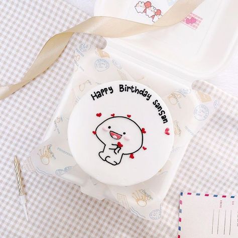 Pasteles Aesthetic, Korean Cakes, Panda Birthday Cake, Lunchbox Cake, Do All Things With Love, Bts Cake, Bento Ideas, Korean Cake, Panda Birthday