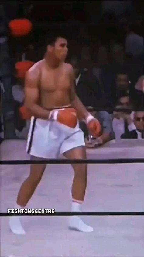 Mike Tyson Video, Ufc Videos, Boxing Workout Video, Mighty Mike, Fighter Workout, Muhammad Ali Boxing, Boxing Training Workout, Mixed Martial Arts Training, Boxing Techniques