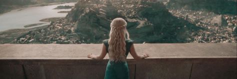 Acer Wallpaper, Ouat Emma Swan, Ouat Emma, Got Aesthetic, Layout Aesthetic, Header For Twitter, Game Of Throne Daenerys, Dragon Game Of Thrones, The Breakers