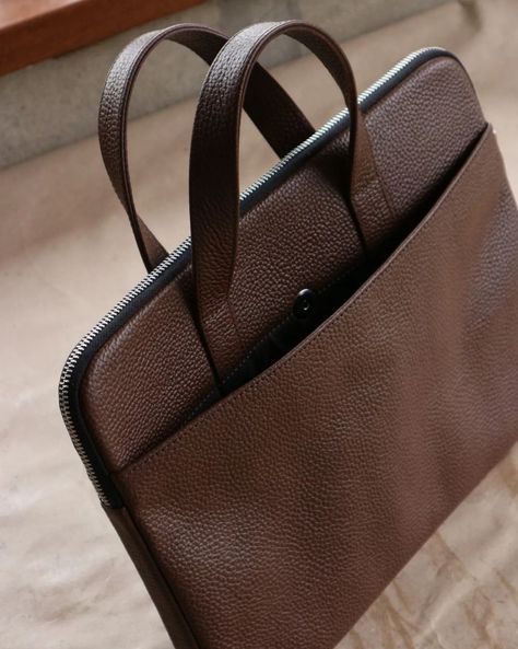 Laptop Bag For MacBook Briefcase, Leather Case For MacBook – Leather Purse Backpack Macbook Leather Sleeve, Slim Laptop Bag, Designer Laptop Bag, Laptop Bag Case, Leather Macbook Case, Leather Wallet Design, Macbook Bag, Leather Computer Bag, Leather Laptop Sleeve