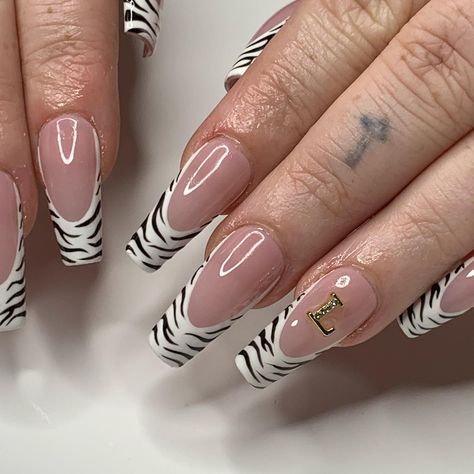 Zebra print frenchies 🦓🤍 @courtneychristian___ Thanks for looking! 🤍 • • • • • • • #nsi #brisbanenails #brisbane #nails #nailart #qld #lish #popular #trending #nailtech #explorepage #explore #exploremore #exploreaustralia #heartnails #nudenails #frenchies #french #frenchnails #brisbanenails #northbrisbane #brisbanenailart #morayfield #morayfieldnails #pintrestnails Zebra Print Nails Designs, Zebra French Nails, Zebra Print Nails, Zebra Nails, Print Nails, Nail Patterns, Heart Nails, French Tip Nails, Nude Nails