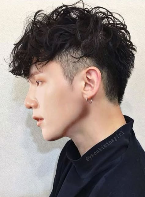 Mens Haircuts Short Hair, Men Haircut Curly Hair, Asian Haircut, Mullet Haircut, Asian Men Hairstyle, Mens Hairstyles Thick Hair, Wavy Hair Men, Asian Man, Faded Hair