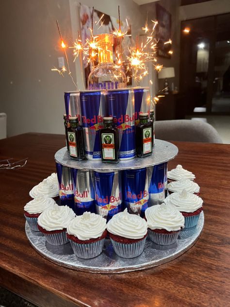 Beer Can Cakes, Birthday Cake For Boyfriend, Cake For Boyfriend, Gifts For Boyfriend Parents, Birthday Cake For Husband, Cake In A Can, Cake For Husband, 21st Birthday Cakes, Beer Cake